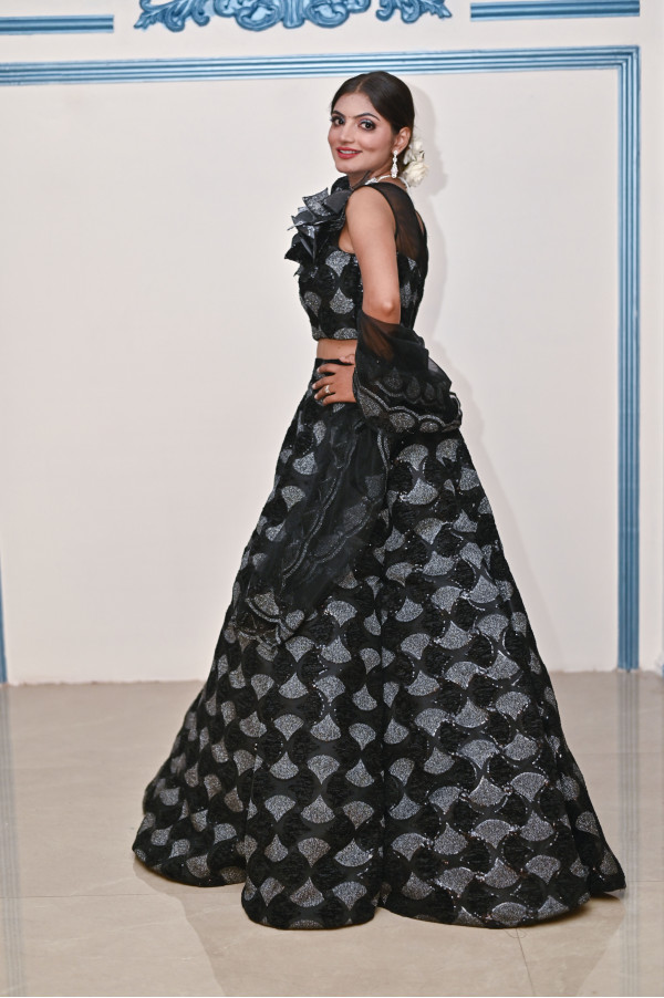 Black Party Wear Lehenga on Rent 