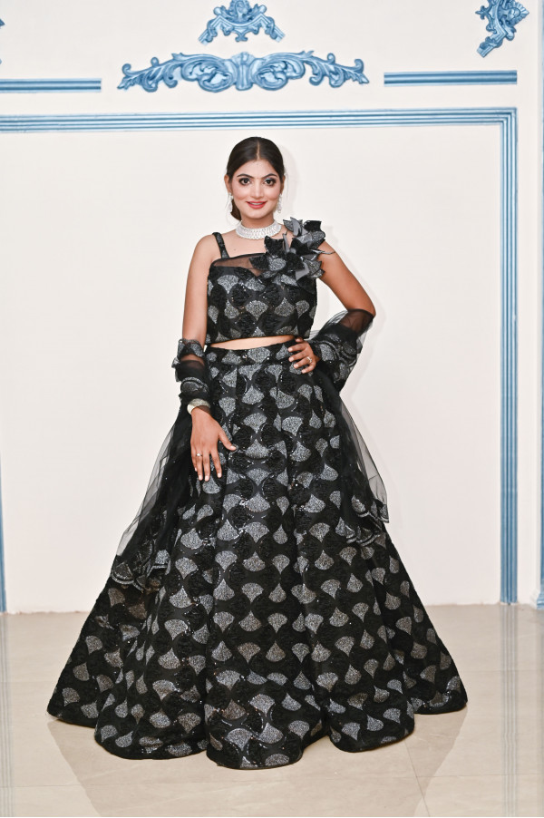 Black Party Wear Lehenga on Rent 